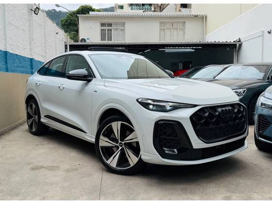 AUDI Q5 2.0 TFSI GASOLINA SPORTBACK S LINE QUATTRO S TRONIC AUDI Q5 2.0 TFSI GASOLINA SPORTBACK S LINE QUATTRO S TRONIC